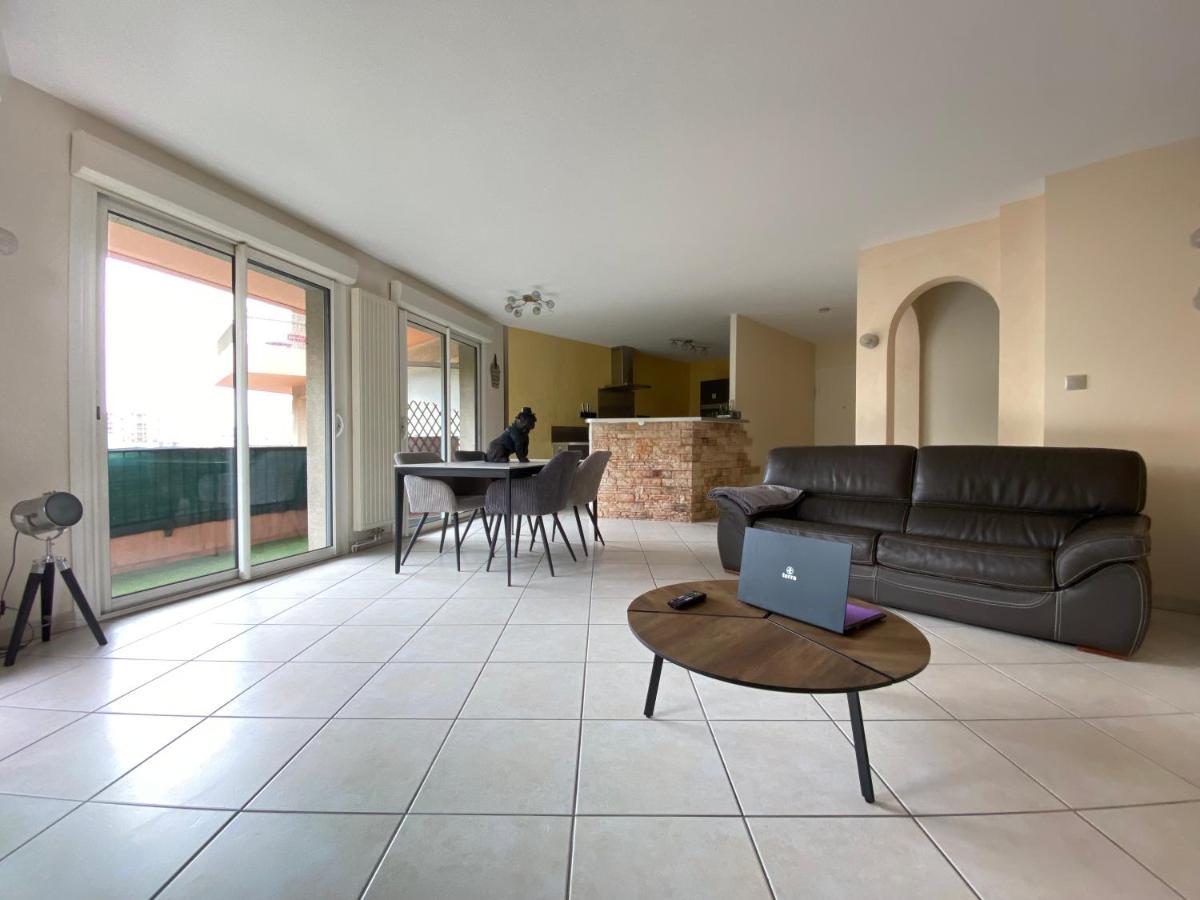 Decouvrez Le Charme Au Coeur De Gap Apartment Ngoại thất bức ảnh