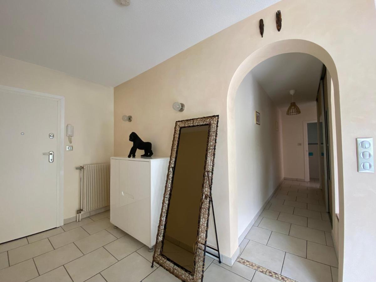 Decouvrez Le Charme Au Coeur De Gap Apartment Ngoại thất bức ảnh