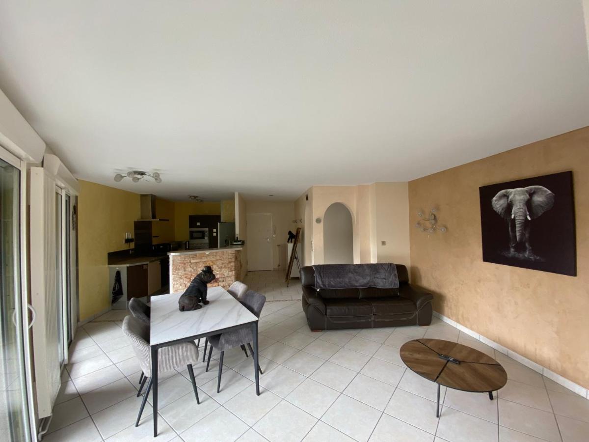 Decouvrez Le Charme Au Coeur De Gap Apartment Ngoại thất bức ảnh
